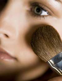 Looking Good For Less: Economical Beauty Tips